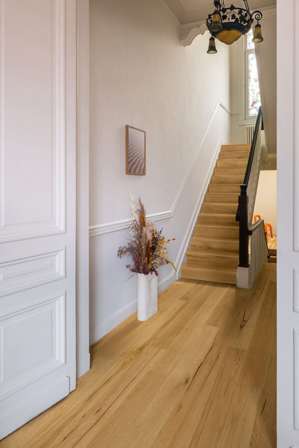 Quick-Step Cascada Blackbutt engineered timber flooring scene
