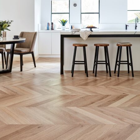 De Marque Oak Riesling engineered chevron