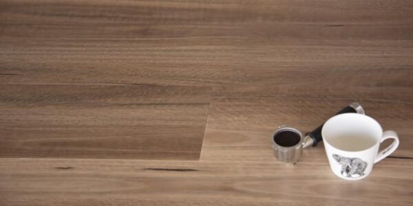 Advantage Platinum Tasman Oak Vinyl Planks