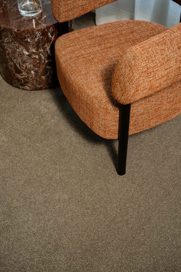 EC Coco Bliss Euphoria Nylon Carpet Scene