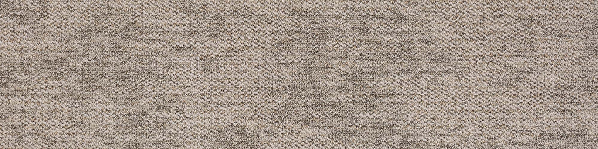 Airlay Pebble Cushion Back Sand carpet plank