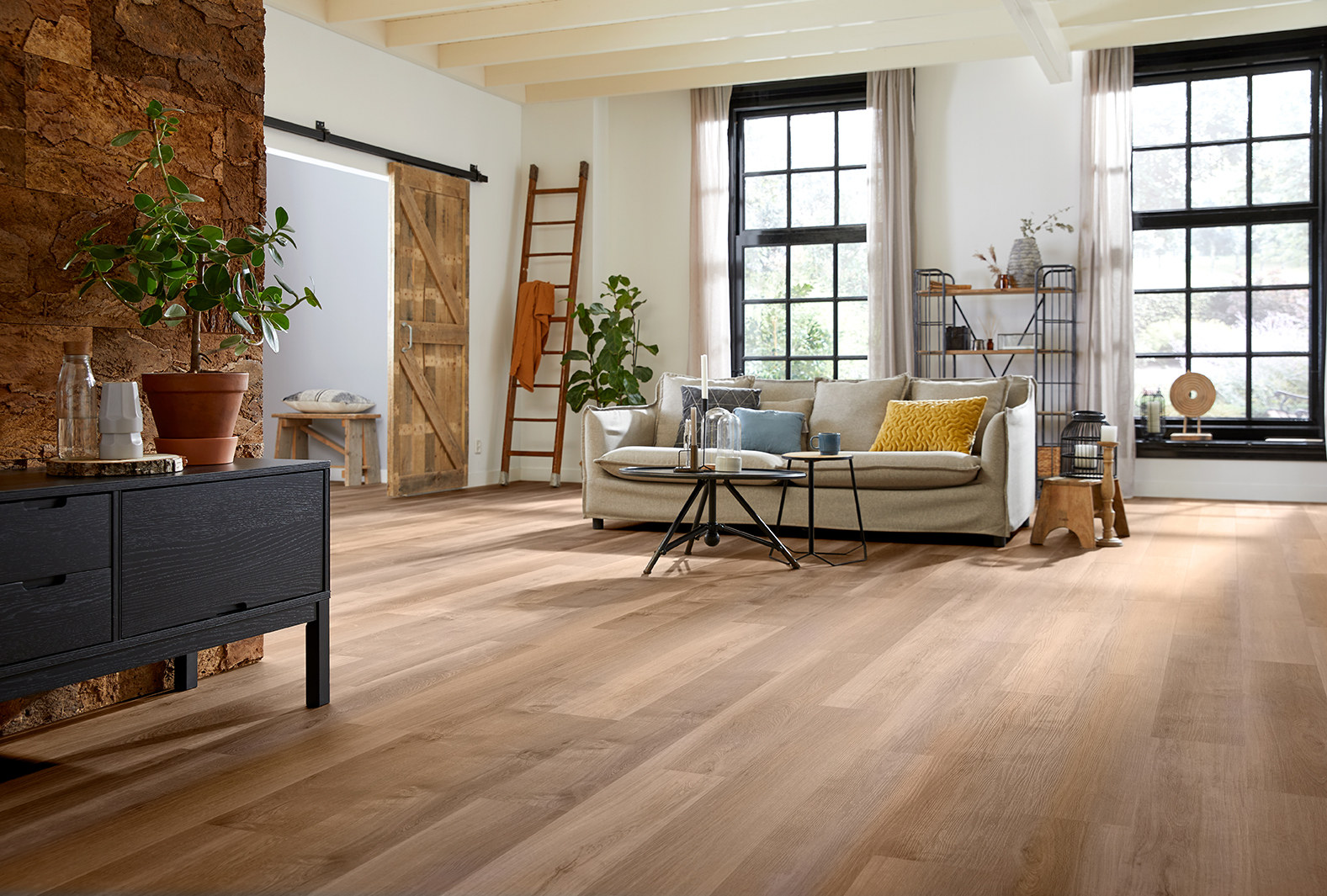mFlor Victoria Plank Warm Sycamore Luxury Vinyl Plank
