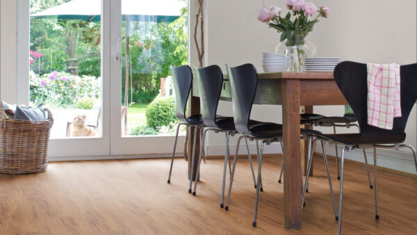 mFlor Dropzone Burnt Acacia Loose Lay Vinyl Plank