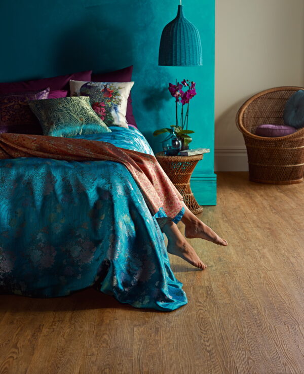 Polyflor Camaro Wild Amber Oak Vinyl Plank Flooring