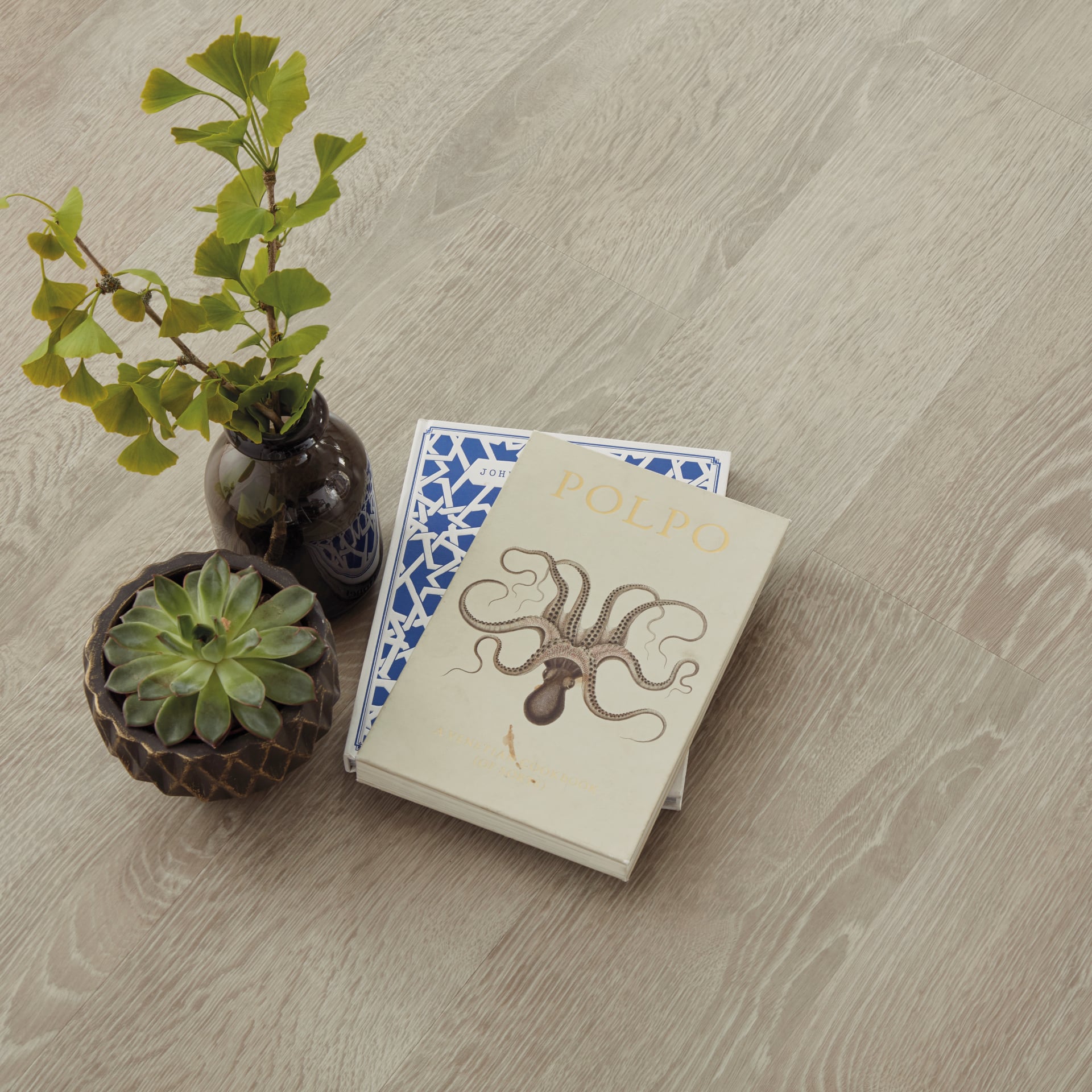 Should Wood Floors Be Lighter or Darker Than Cabinets?