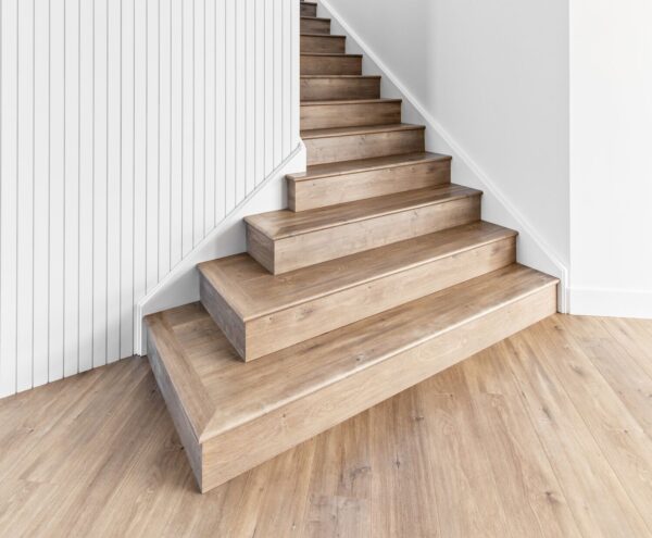 Preference Floors laminate stair nosing on Oakleaf Aspen stairs